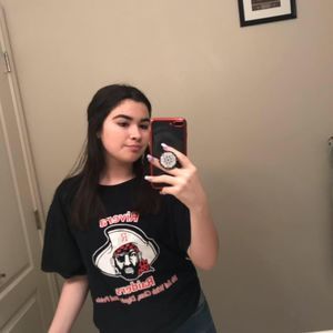 Meet your Posher, Lorena